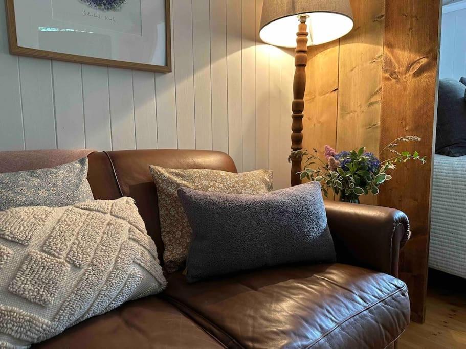 Cornwall Woodland Shepherd'S Hut Deirdres Hut Bodmin Exterior photo